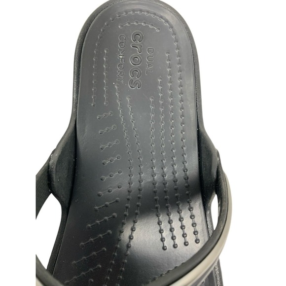 Crocs Womens Sanrah Block Flip Flop Sandals Size 11 Casual Beach Black Silver - Picture 11 of 15